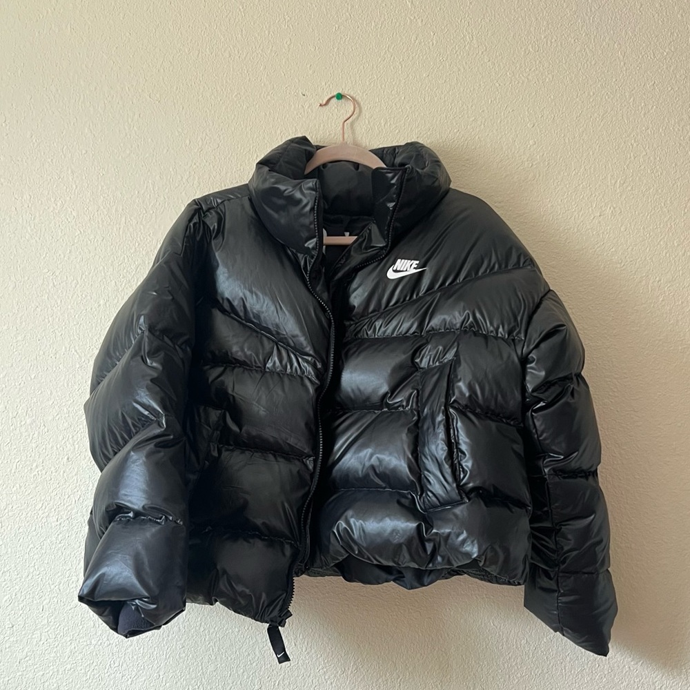 Nike Black Puffer Jacket Medium - image 1